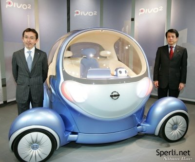    Nissan Pivo2