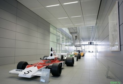   Formula1 McLaren (24 )