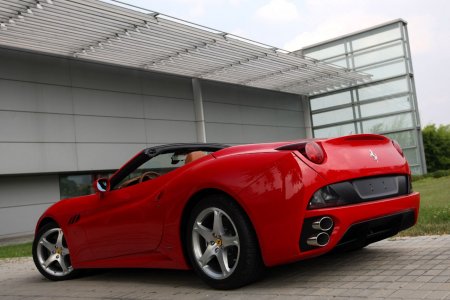  Ferrari California