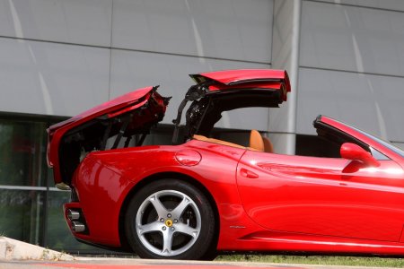  Ferrari California