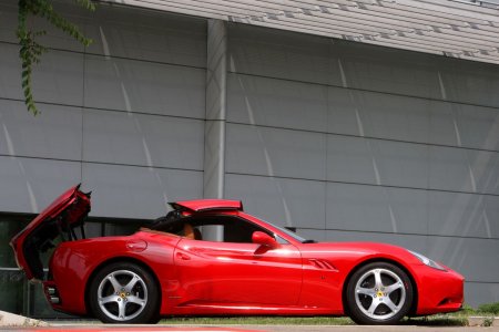  Ferrari California