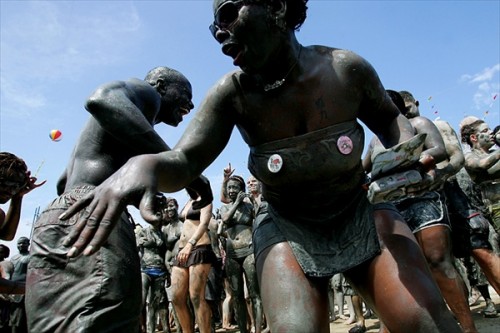     (Boreyong Mud Festival)    