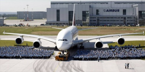  Airbus A380    Emirates