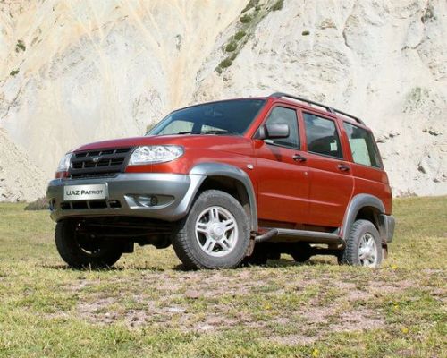 UAZ Patriot -      