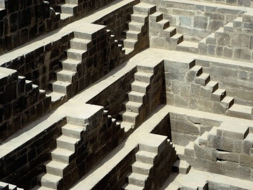 300   Chand Baori   (25 )