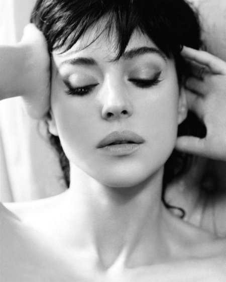 Monica Bellucci. - 