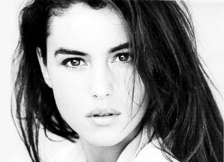 Monica Bellucci. - 