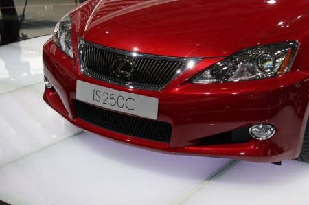 Lexus IS250C ( )