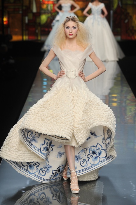 Haute Couture -   / 2009 