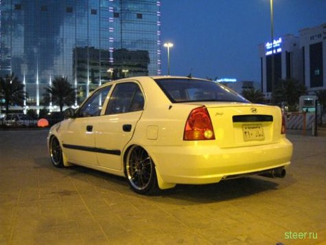 Hyundai Accent :  -