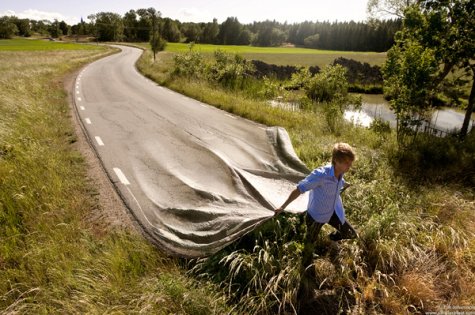   Erik Johansson