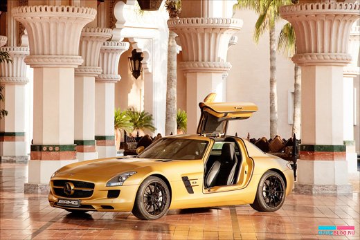 Mercedes-Benz SLS AMG Desert Gold