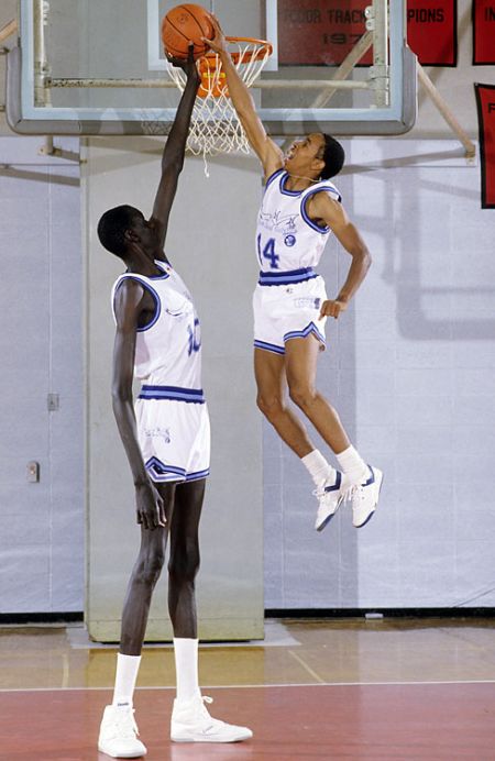 Manute Bol -    NBA 